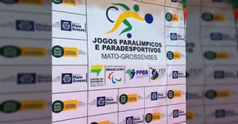 Atletas e autoridades na abertura dos Jogos Paralímpicos e Paradesporto de Mato Grosso em Várzea Grande. Créditos: secelmt / Instagram.