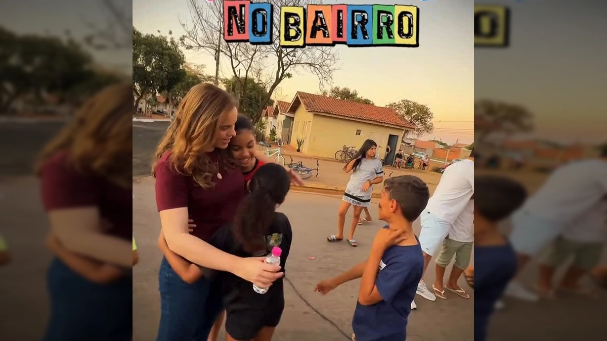 Crianças e adultos participam de atividades na Ação Comunitária em Nova Mutum, bairro Novo Horizonte I. Crédito: Prefeitura de Nova Mutum / Instagram.
