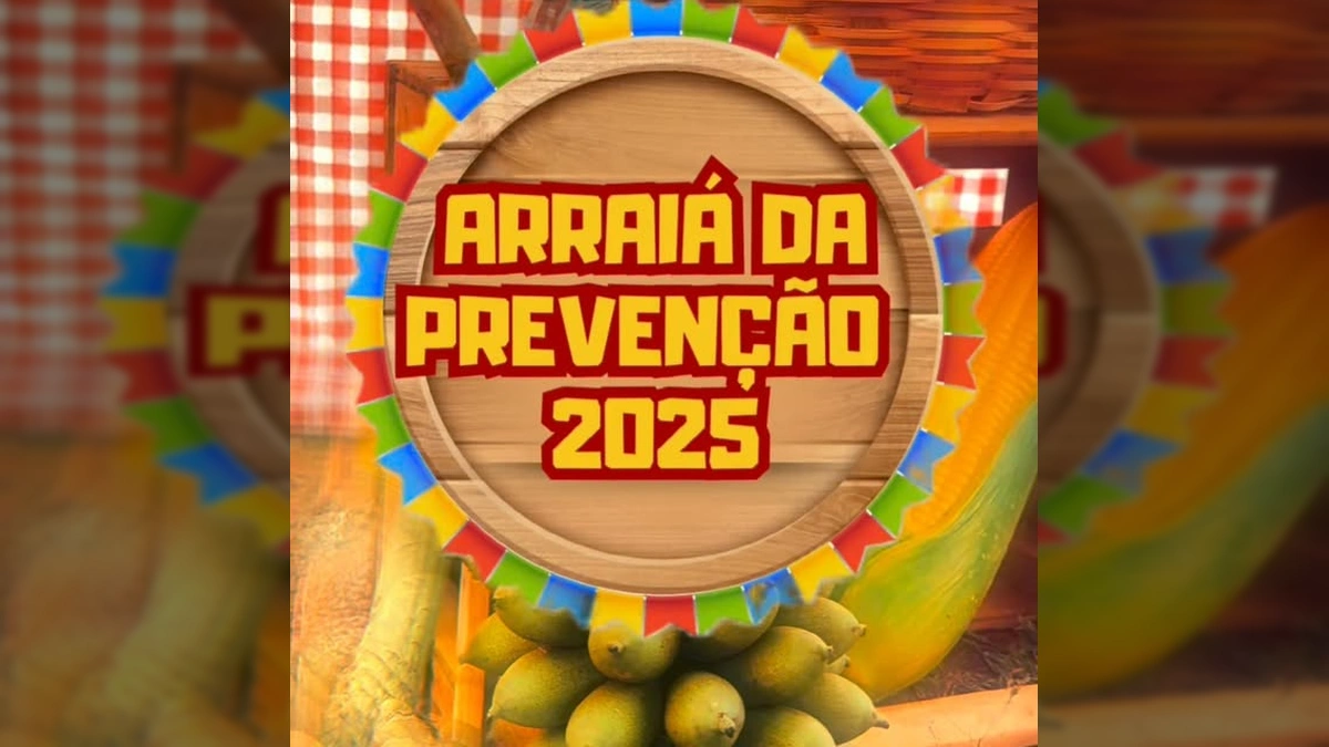 Cenário de festa junina com mesa de atendimento médico no Arraiá da Prevenção em Nossa Senhora do Livramento. Créditos: smslivramento / Instagram.