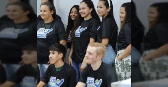Alunos e instrutor do curso de Assistente de Recursos Humanos e Informática em Gaúcha do Norte. Crédito: Prefeitura de Gaúcha do Norte / Instagram