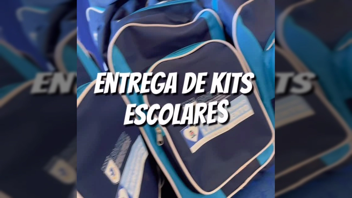 Imagem da entrega de kits escolares em Nossa Senhora do Livramento pela Prefeitura de Livramento / Instagram