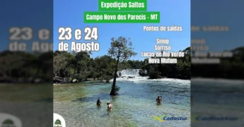 Pessoas nadando em rio de águas claras com cachoeira ao fundo em Campo Novo do Parecis, divulgando a Expedição Saltos por naturematogrosso / Instagram.