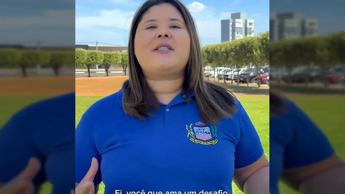 Mulher falando sobre a Meia Maratona em Lucas do Rio Verde. Créditos: Prefeitura de Lucas do Rio Verde.