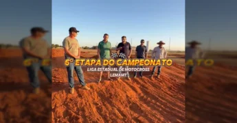 Vista da pista de motocross em Ipiranga do Norte com equipe da prefeitura. Crédito: ipirangadonorteprefeitura no Instagram.