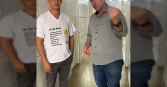 Sala de exames com médico realizando endoscopia na unidade de saúde de Itanhangá. Créditos: Prefeitura de Itanhangá / Instagram