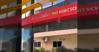 Banners informativos com QR Code para a Ouvidoria Municipal via WhatsApp instalados em diversos órgãos públicos de Gaúcha do Norte, Mato Grosso / Instagram prefeituradegauchadonorte