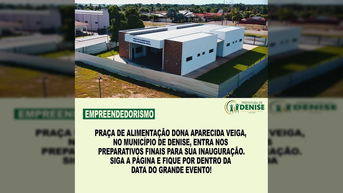 Nova Praça de Alimentação Dona Aparecida Veiga em fase final de obras, com telhado branco e paredes de tijolos, cercada por grades e gramado. Crédito: Prefeitura Municipal de Denise / Instagram.
