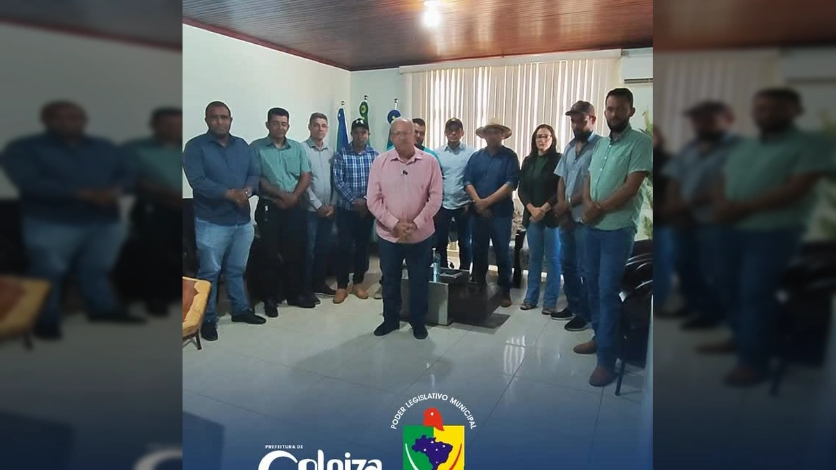 Prefeito Miltinho e vereadores de Colniza em reunião sobre investimentos do governo. Créditos: Prefeitura de Colniza / Instagram