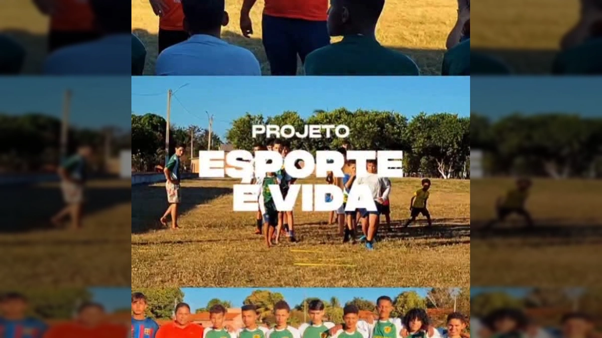 Crianças e autoridades no campo de Santa Elvira durante visita ao Projeto Esporte e Vida. Créditos: Prefeitura de Juscimeira / Instagram.