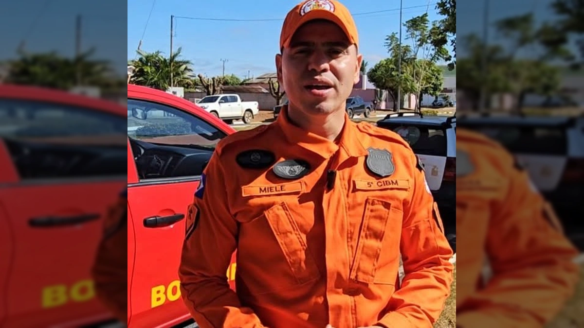 Bombeiros de Nova Mutum ministrando curso de brigadista em Santa Rita do Trivelato. Créditos: Prefeitura de Santa Rita do Trivelato / Instagram.