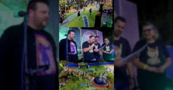 Público e bandas se divertindo no 2º Movimento Alternativo em Poxoréu, Mato Grosso. Créditos: @prefpoxoreu