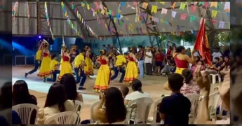 Imagens do Arraiá Literário em Barra do Bugres, mostrando dançarinos, público e exposições culturais. Créditos: prefeiturabarradobugres / Instagram.