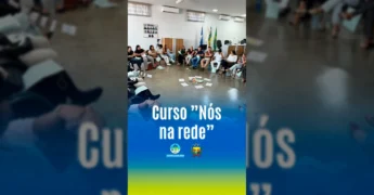 Grupo de profissionais de saúde em Peixoto de Azevedo participando de capacitação em saúde mental. Crédito: Prefeitura de Peixoto de Azevedo / Instagram.