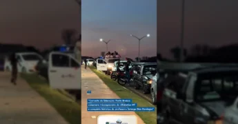 Imagem da carreata da educação em Ponte Branca, Mato Grosso, comemorando o tricampeonato do Alfabetiza MT. Créditos: @ponte_brancamt