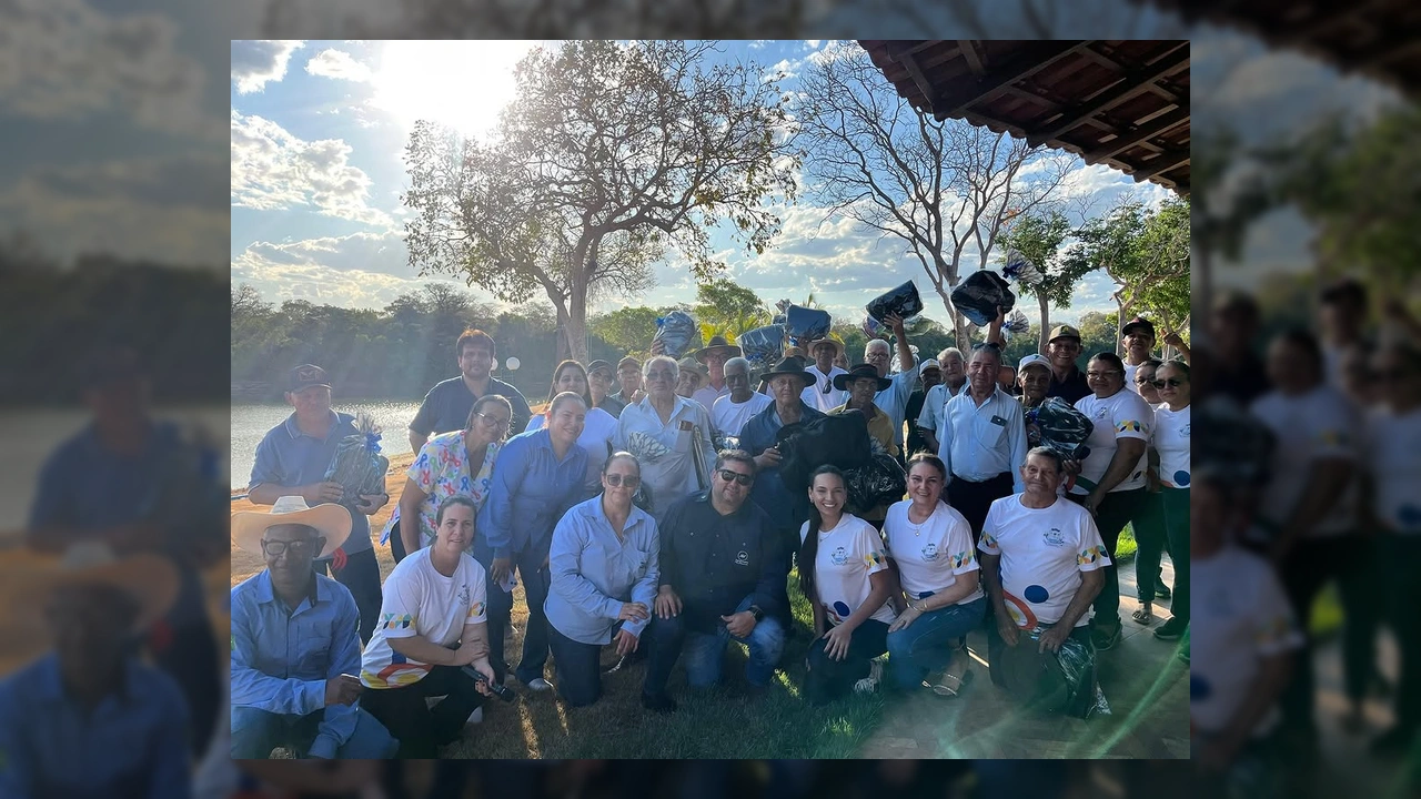 Idosos e equipe da Prefeitura de Cocalinho em celebração do Dia dos Pais com atividades e pesca / Instagram