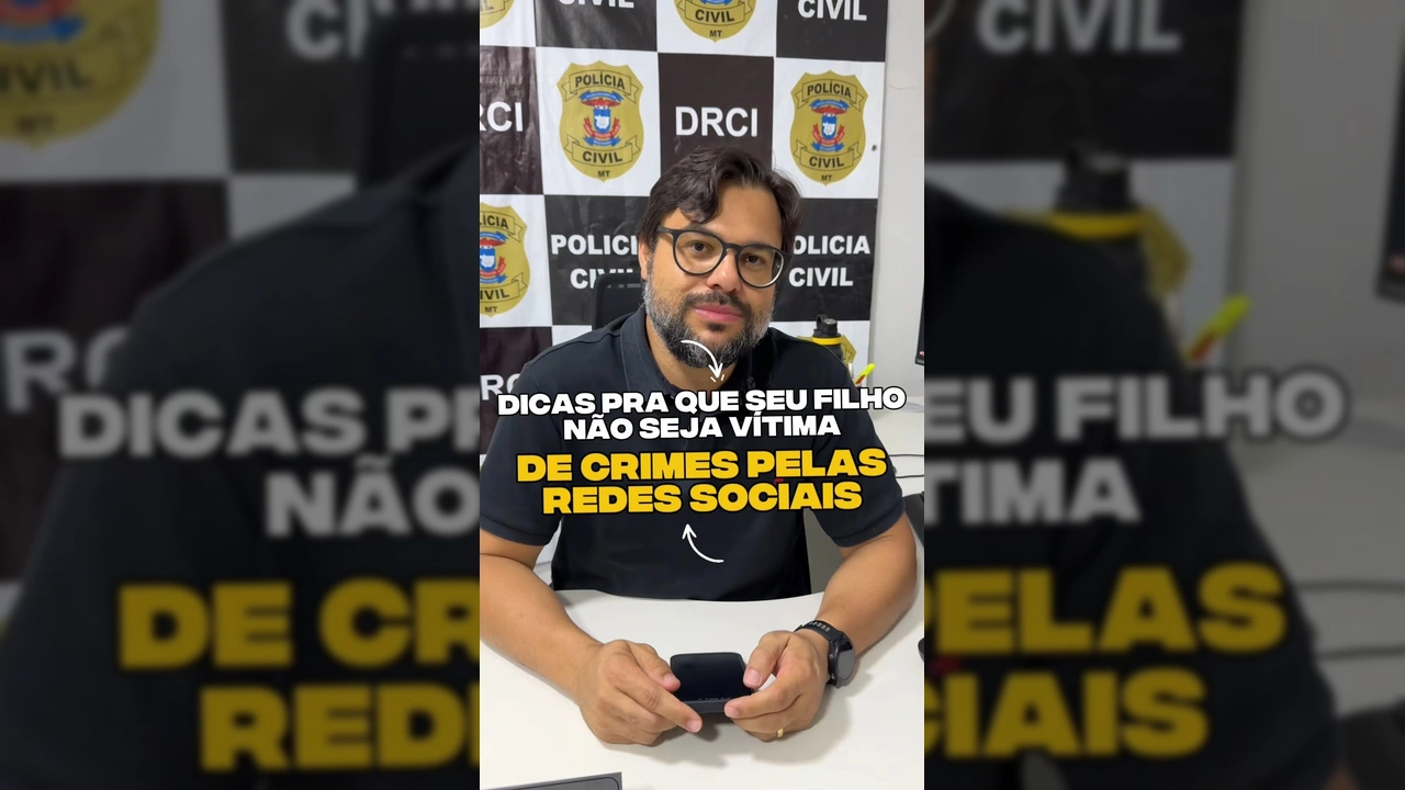 Delegado Guilherme Fachinelli em ambiente da Polícia Civil de Mato Grosso, falando sobre proteção de crianças nas redes sociais.