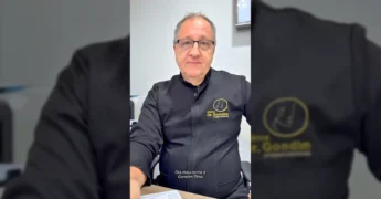 Médico otorrinolaringologista Dr. Gondim Filho atendendo pacientes em Vera, Mato Grosso, por iniciativa da prefeitura. Crédito: Prefeitura Municipal de Vera / Instagram.