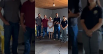Representantes da Justiça Eleitoral e do cartório eleitoral de Tabaporã e Juara em atendimento em Americana do Norte. Créditos: Prefeitura de Tabaporã / Instagram.