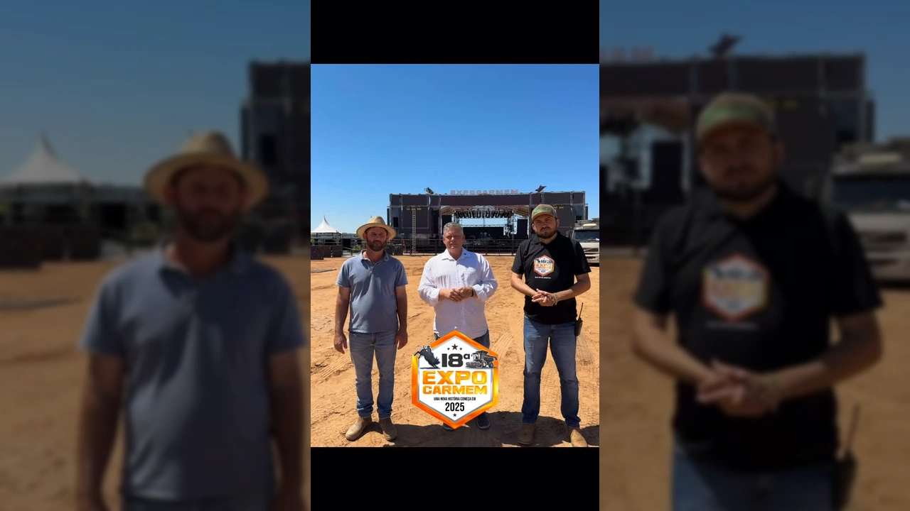 Prefeito Pablo Bortolas, Ivandro Zilli e Paulo Maurina no parque de exposição da ExpoCarmem 2025 em Santa Carmem. Créditos: Prefeitura de Santa Carmem / Instagram