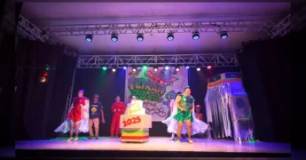Participantes do FETRAN no palco em Campo Verde, destacando a educação para o trânsito. Créditos: Prefeitura de Campo Verde / Instagram.