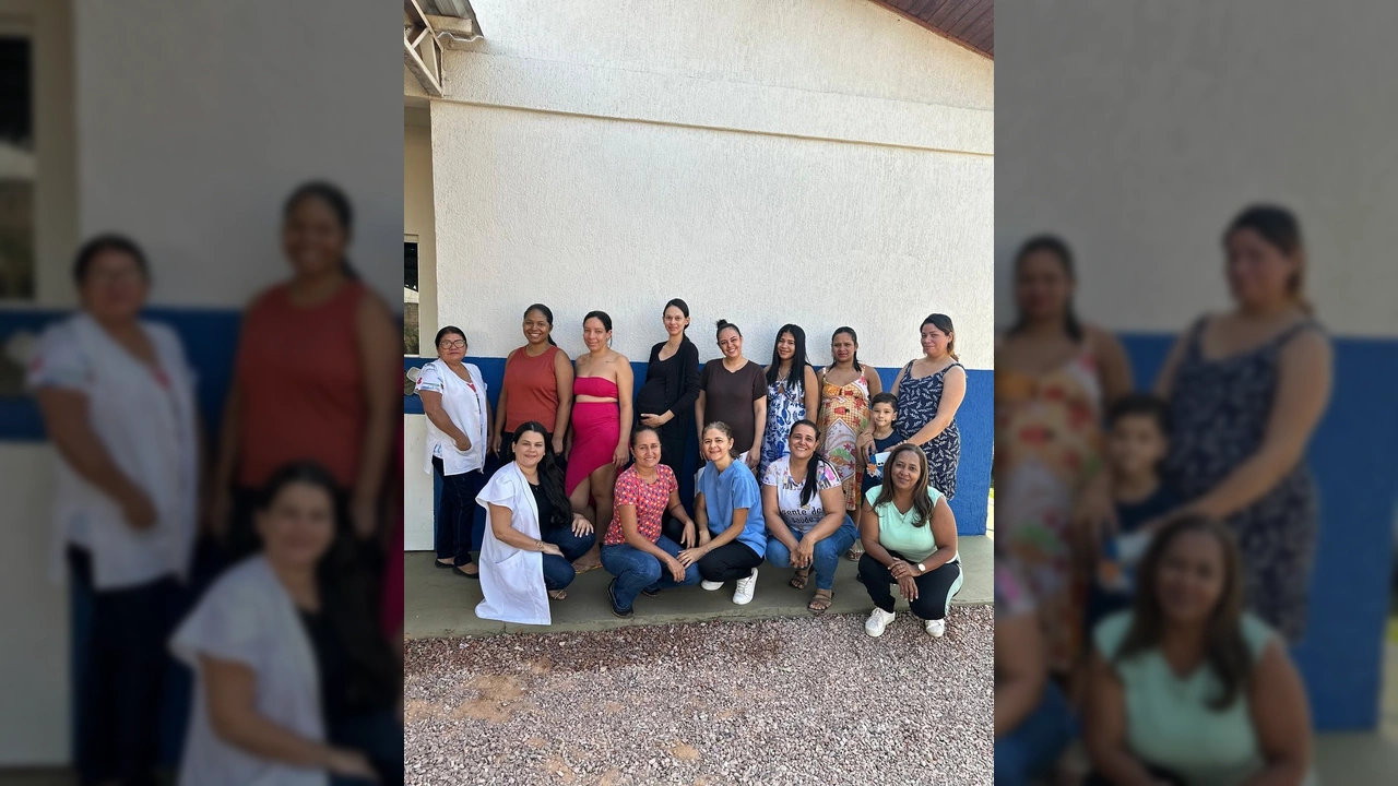 Grupo de gestantes sorrindo em evento do Agosto Dourado no PSF da COHAB em Pedra Preta, Mato Grosso / Instagram prefeitura.pedrapretamt