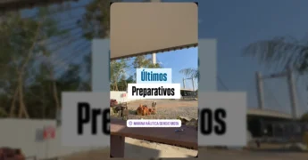 Fachada da Marina Náutica Sergio Mota em Cuiabá com letreiro 'Shopping Náutico' e homens caminhando em frente. Créditos: Instagram @marinasergiomotta
