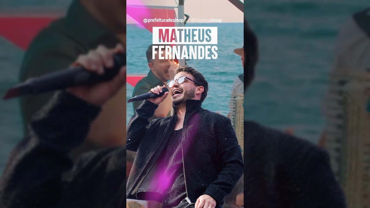 Cantor Matheus Fernandes em show de palco com vista para o mar, com a logo do Festeja Sinop 51. Créditos: @prefeituradesinop no Instagram.