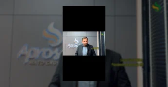 Lucas Costa Beber, Presidente da Aprosoja MT, em escritório com logo da Aprosoja ao fundo. Créditos: Aprosoja Mato Grosso / Instagram