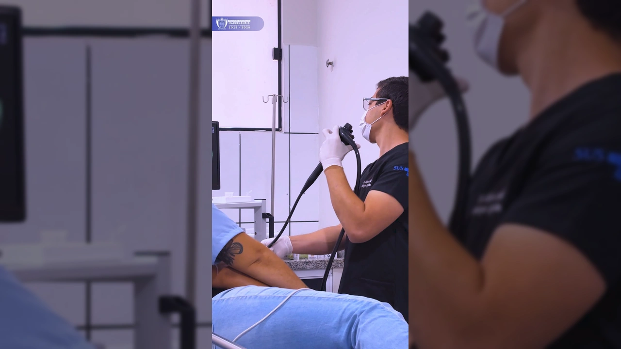 Dr. Maikon Escala realizando endoscopia digestiva em Marcelândia, atendimentos especializados. Créditos: Prefeitura de Marcelândia / Instagram