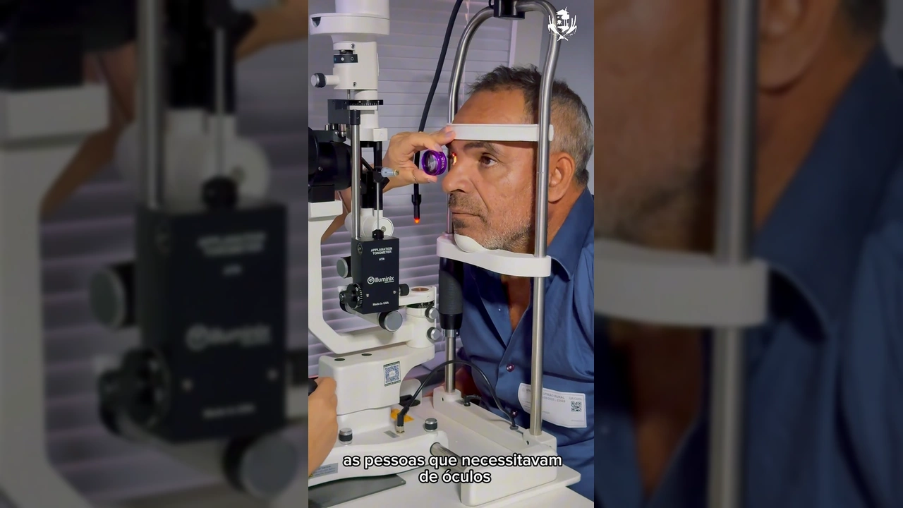 Pessoas recebendo óculos e atendimento oftalmológico em ação social no Assentamento Alto Celeste. Créditos: Prefeitura Municipal de Vera no Instagram.