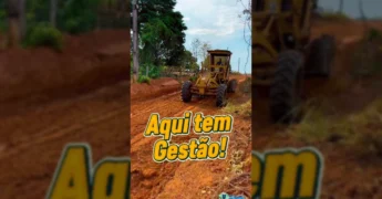 Patrola Caterpillar 120G recuperada pela Prefeitura de Nova Bandeirantes trabalhando na Estrada Planalto. Créditos: Prefeitura de Nova Bandeirantes / Instagram