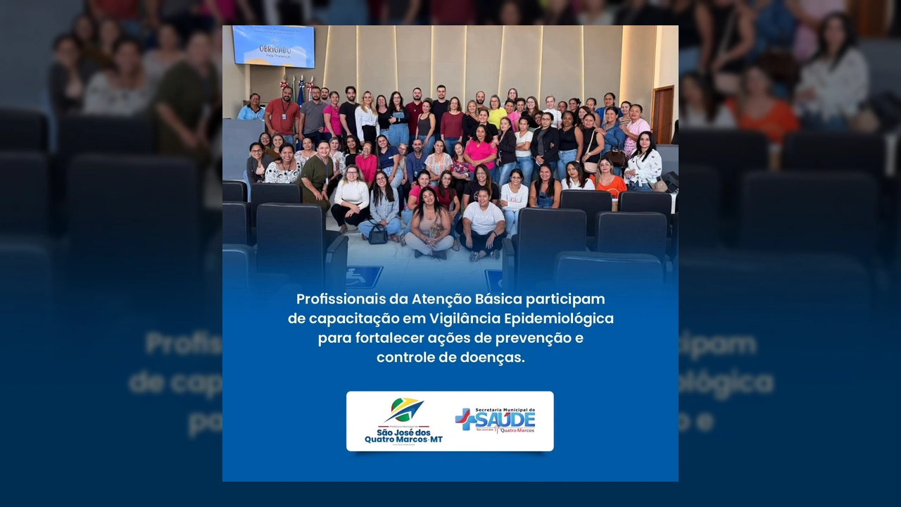 Grupo de profissionais de saúde em sala de treinamento durante capacitação em São José dos Quatro Marcos. Créditos: Prefeitura de São José dos Quatro Marcos / Instagram.