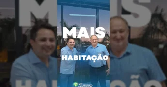 Prefeito de Sapezal anunciando a construção de 584 casas em parceria. Créditos: Prefeitura de Sapezal / Instagram.