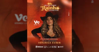 Cantora Verônica Evinin em destaque, com chapéu e cabelo cacheado, anunciando o Baile da Rainha da ExpoInd 2025. Créditos: Prefeitura Municipal de Indiavaí-MT / Instagram