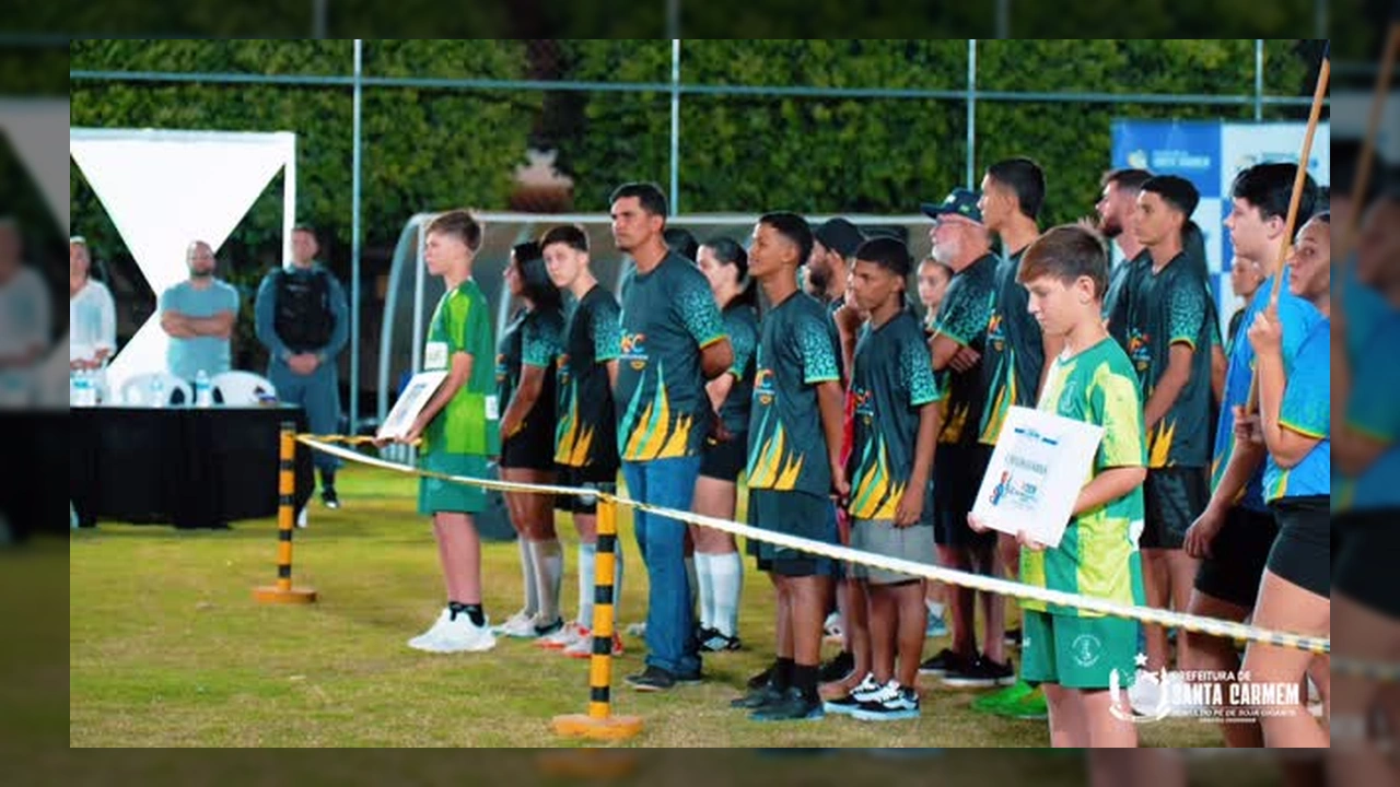 Abertura da 28ª edição dos Jogos Abertos de Santa Carmem (JASC) com atletas e comunidade / Instagram