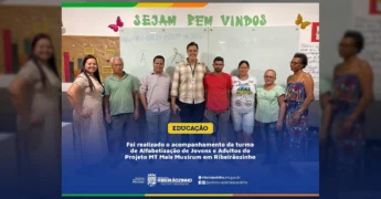 Pessoas participando de aula de alfabetização de jovens e adultos em Ribeirãozinho / Instagram prefeituraderbz