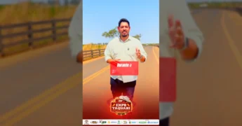 Imagens aéreas e detalhes das vias de acesso ao Parque de Exposições Antonio Buscariol durante a 28ª ExpoTaquari, com o palestrante indicando as rotas / Instagram Prefeitura de Alto Taquari