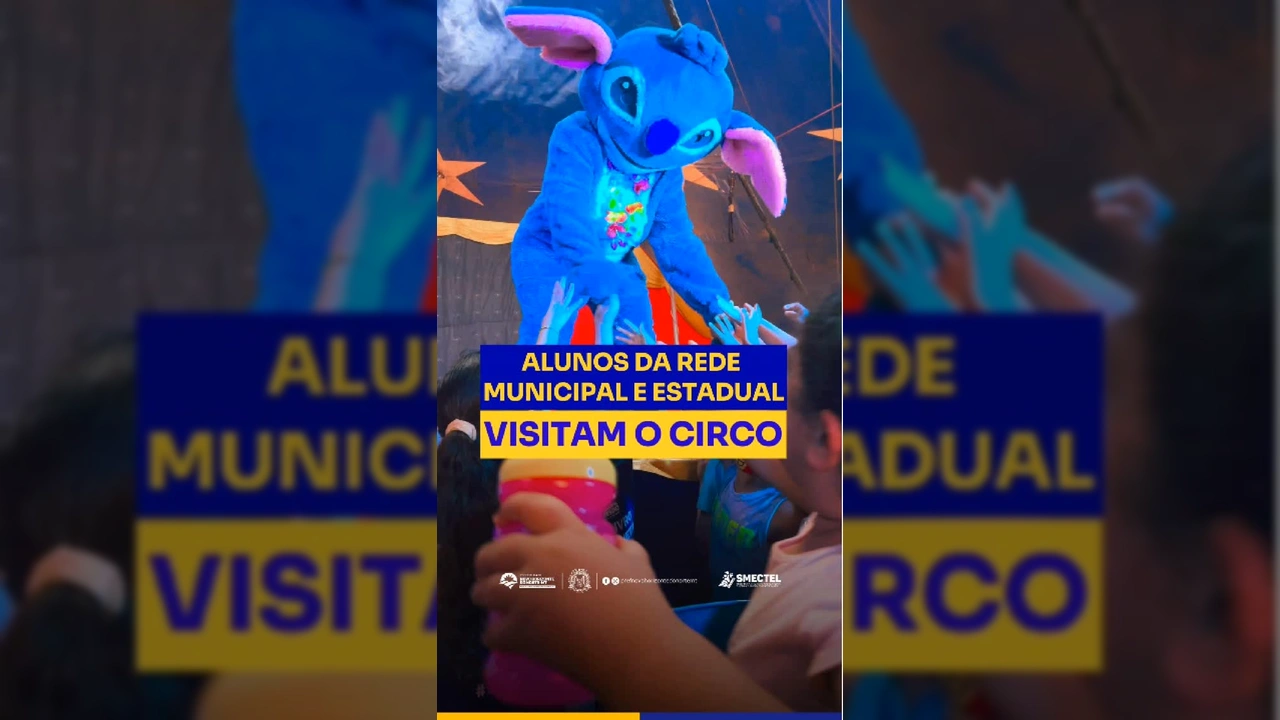 Alunos assistindo a um espetáculo de circo em Novo Horizonte do Norte - MT. Créditos: Instagram @prefnovohorizontedonortemt