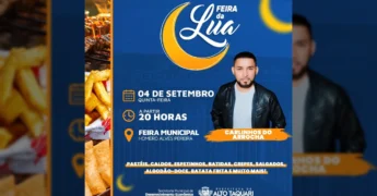 Cartaz anunciando a Feira da Lua em Alto Taquari com Carlinhos do Arrocha e diversas comidas, crédito para Prefeitura de Alto Taquari / Instagram.