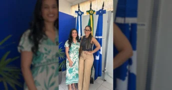 Duas jornalistas da Prefeitura de Água Boa-MT apresentando um resumo das notícias da semana na cidade / Instagram prefeituradeaguaboamt