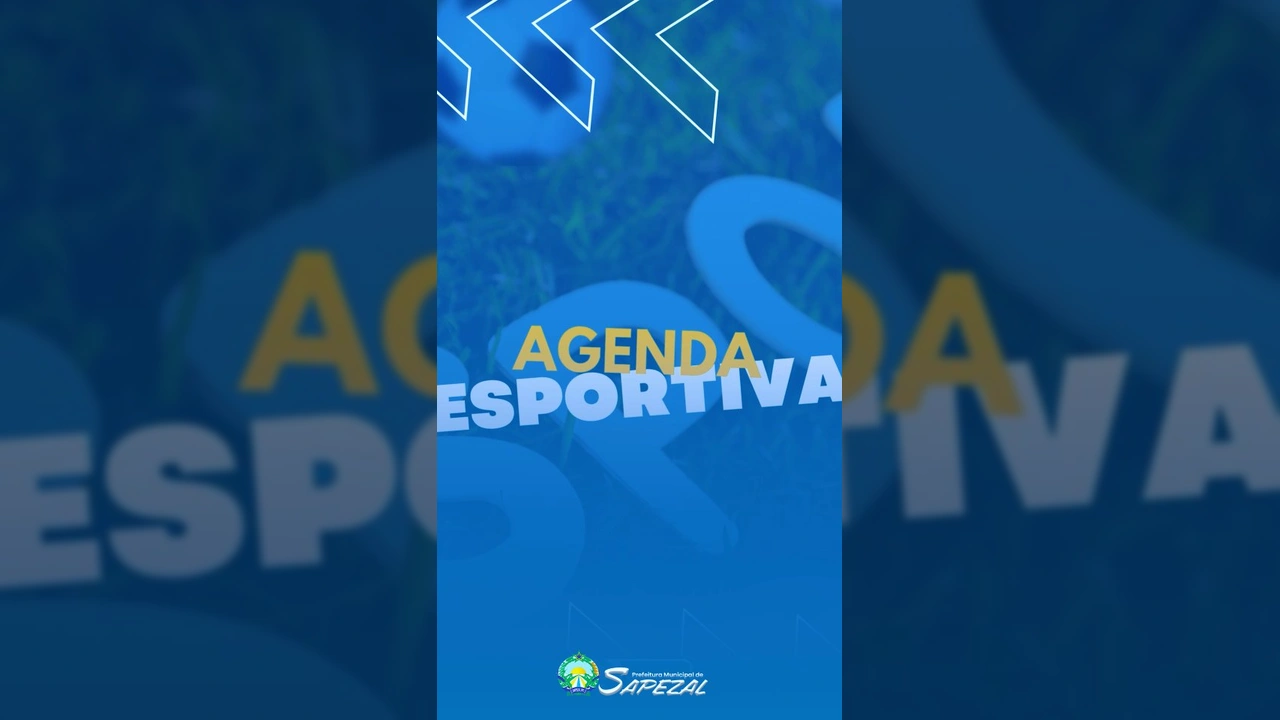 Mulher sorridente com camisa listrada rosa anuncia o Circuito Municipal de Esportes de Areia na Prainha Municipal de Sapezal, com modalidades como vôlei, futebol e beach tennis / Instagram smel.sapezal