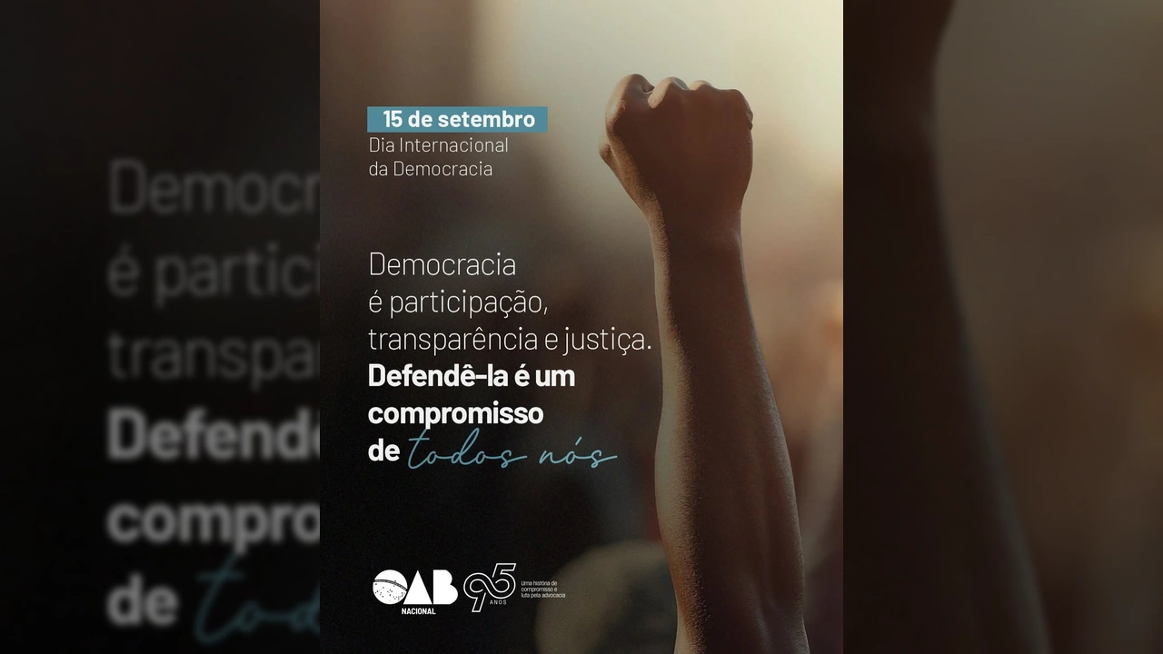 Punho cerrado em posição de força, representando a luta pela democracia, em post da OAB Nacional / Instagram