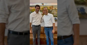 Miguel Vaz, prefeito de Lucas do Rio Verde, e Alexandre Lopes, prefeito de Campo Verde, trocando ideias sobre desenvolvimento e habitação / Instagram @miguelvazribeiro