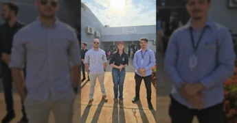 Foto da equipe da Prefeitura de Aripuanã e da empresa Geogis realizando atendimento para regularização fundiária nos bairros Planalto, Vila Operária e Cidade Alta / Instagram @prefeituradearipuana